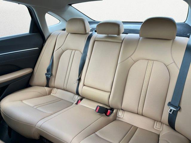 new 2025 Hyundai Sonata Hybrid car, priced at $38,622