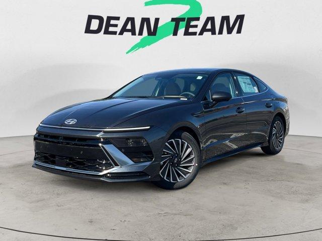new 2025 Hyundai Sonata Hybrid car, priced at $38,613