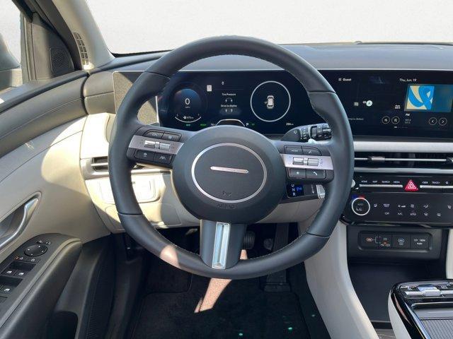 new 2025 Hyundai TUCSON Hybrid car, priced at $37,968