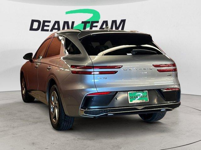new 2026 Genesis GV70 car