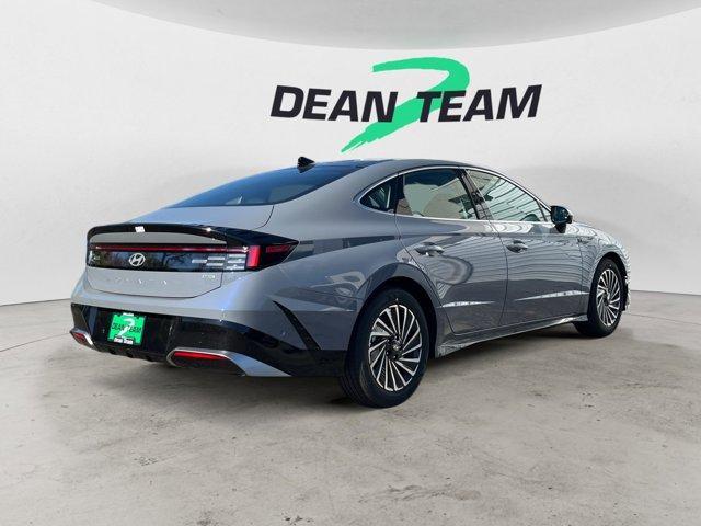 new 2026 Hyundai Sonata Hybrid car, priced at $39,311