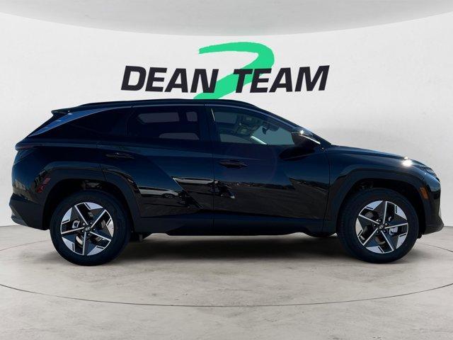 new 2025 Hyundai TUCSON Hybrid car, priced at $37,786