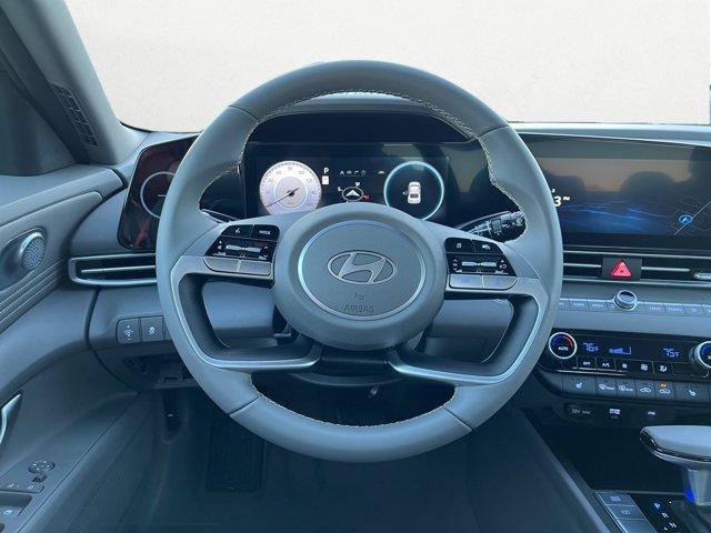 new 2025 Hyundai Elantra car, priced at $26,686