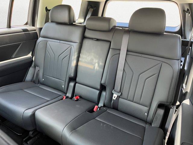 new 2025 Hyundai Santa Fe car, priced at $39,393