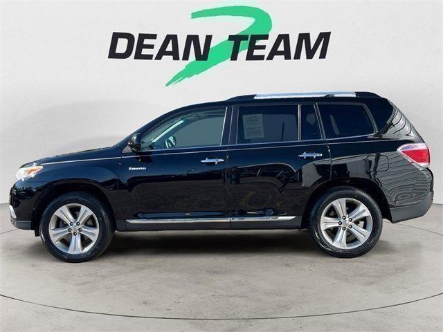 used 2013 Toyota Highlander car, priced at $13,750
