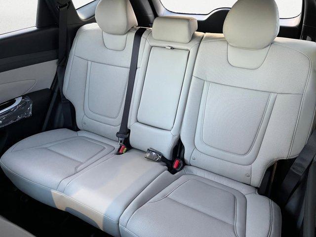 new 2025 Hyundai Tucson car, priced at $39,869