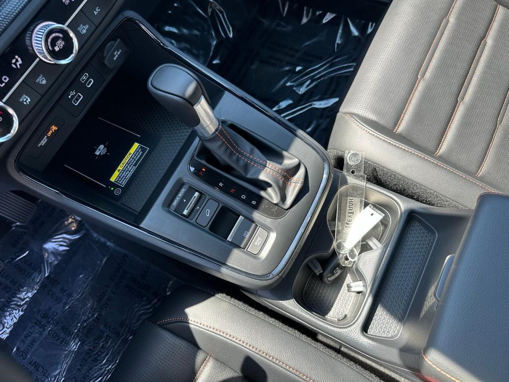 new 2025 Honda CR-V Hybrid car, priced at $41,000