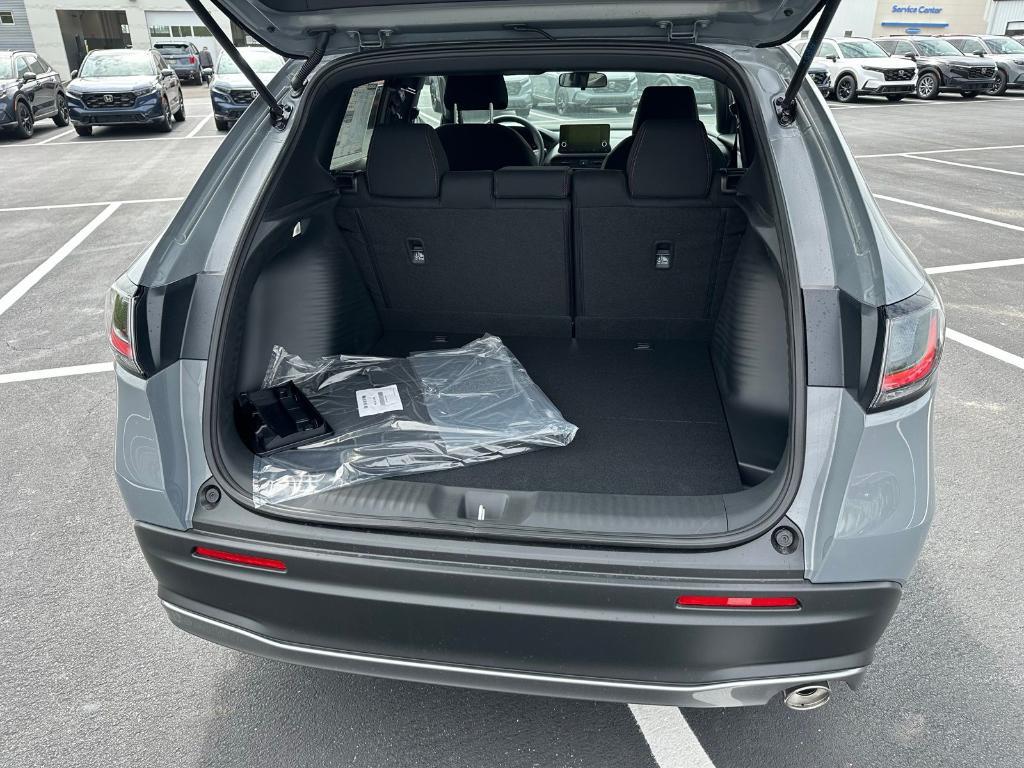 new 2025 Honda HR-V car, priced at $30,850