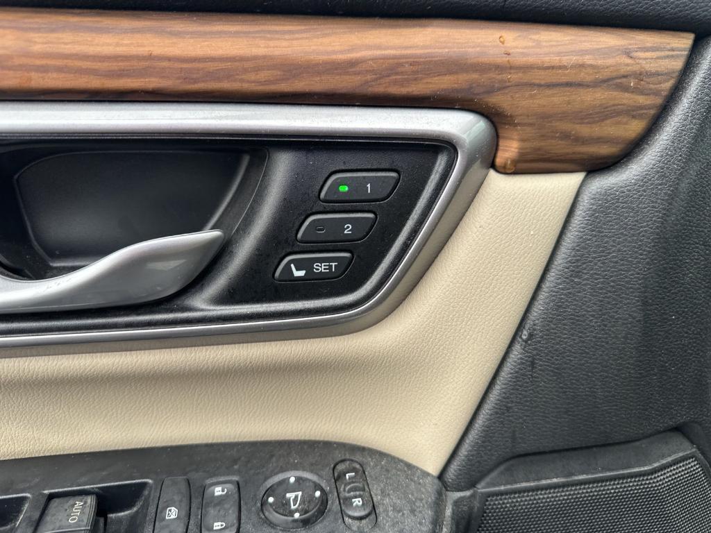 used 2018 Honda CR-V car, priced at $23,800
