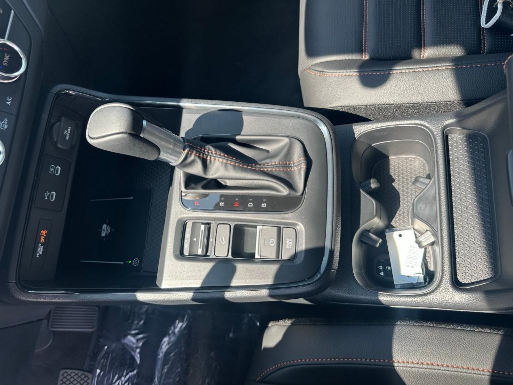 new 2026 Honda CR-V Hybrid car, priced at $41,620