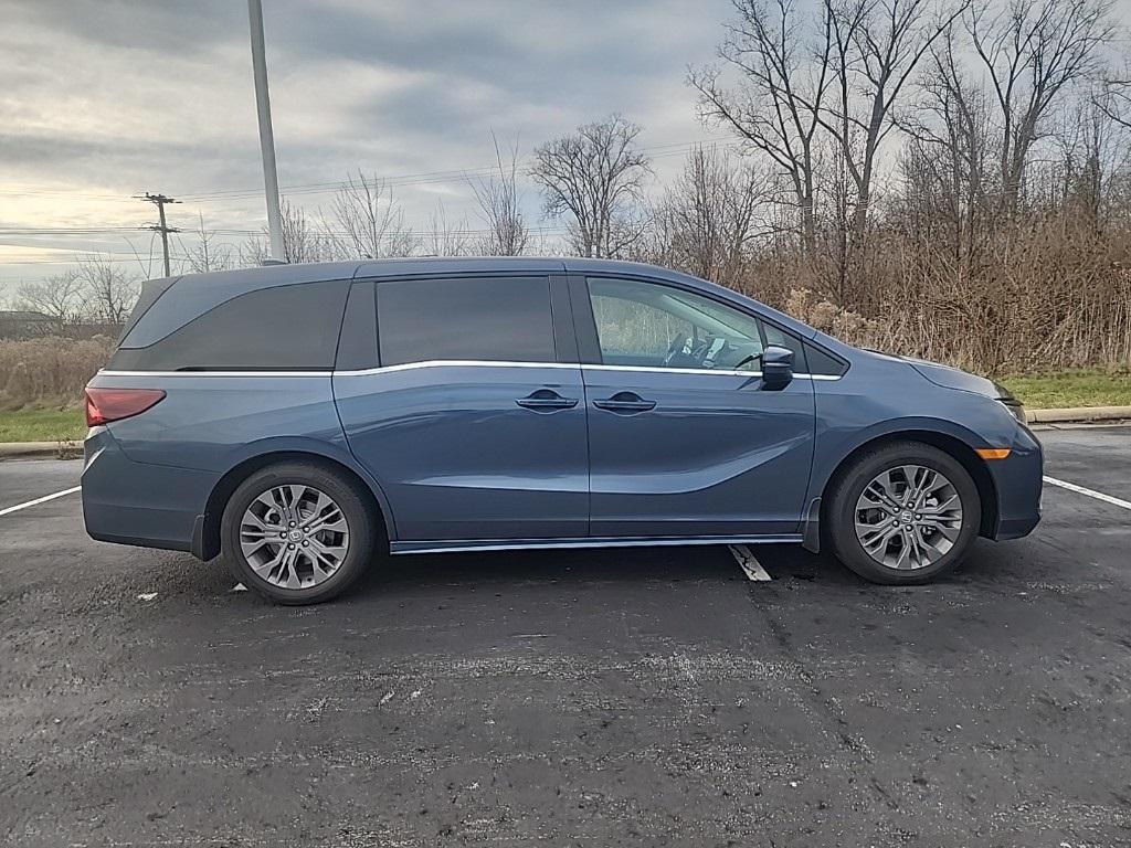 new 2025 Honda Odyssey car, priced at $48,005