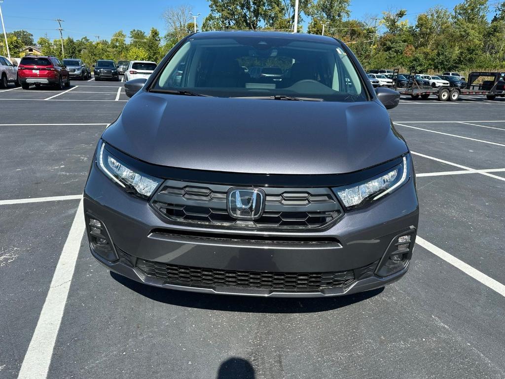 new 2026 Honda Odyssey car, priced at $44,290