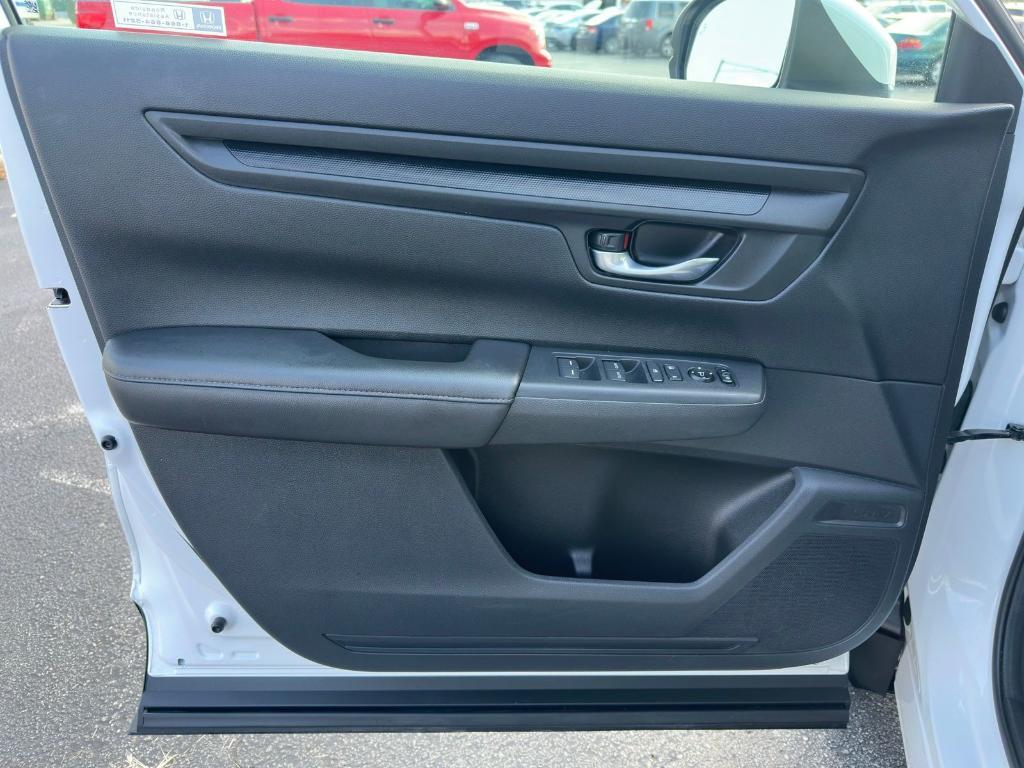 used 2023 Honda CR-V car, priced at $30,400