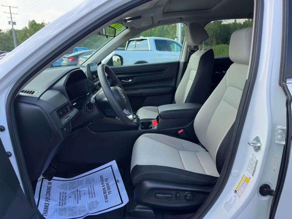 used 2023 Honda CR-V car, priced at $30,400
