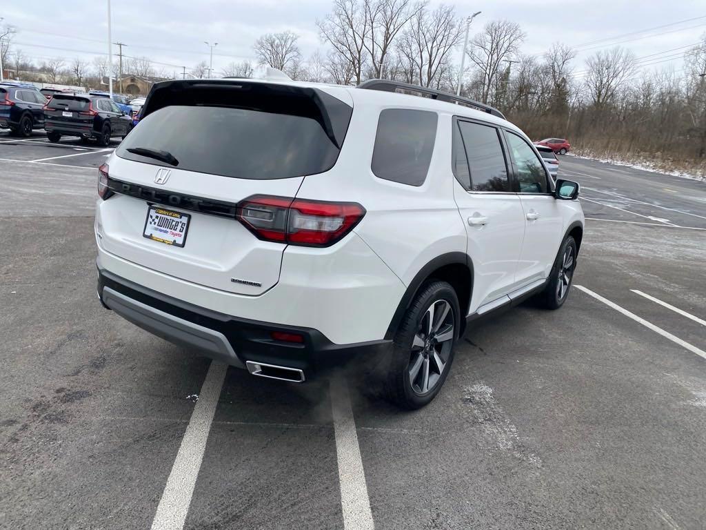 used 2023 Honda Pilot car, priced at $39,900