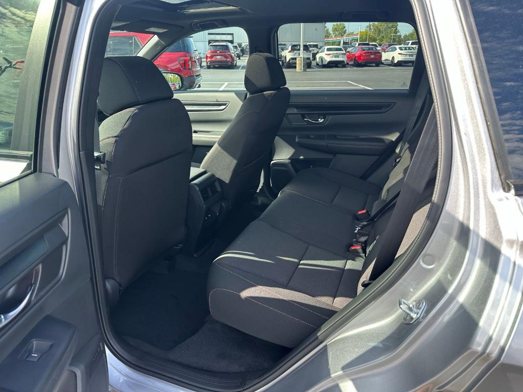 new 2026 Honda CR-V Hybrid car, priced at $38,580