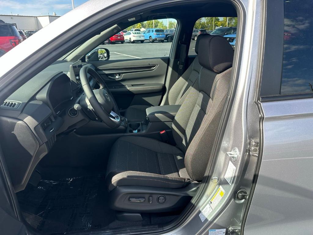 new 2026 Honda CR-V Hybrid car, priced at $38,580