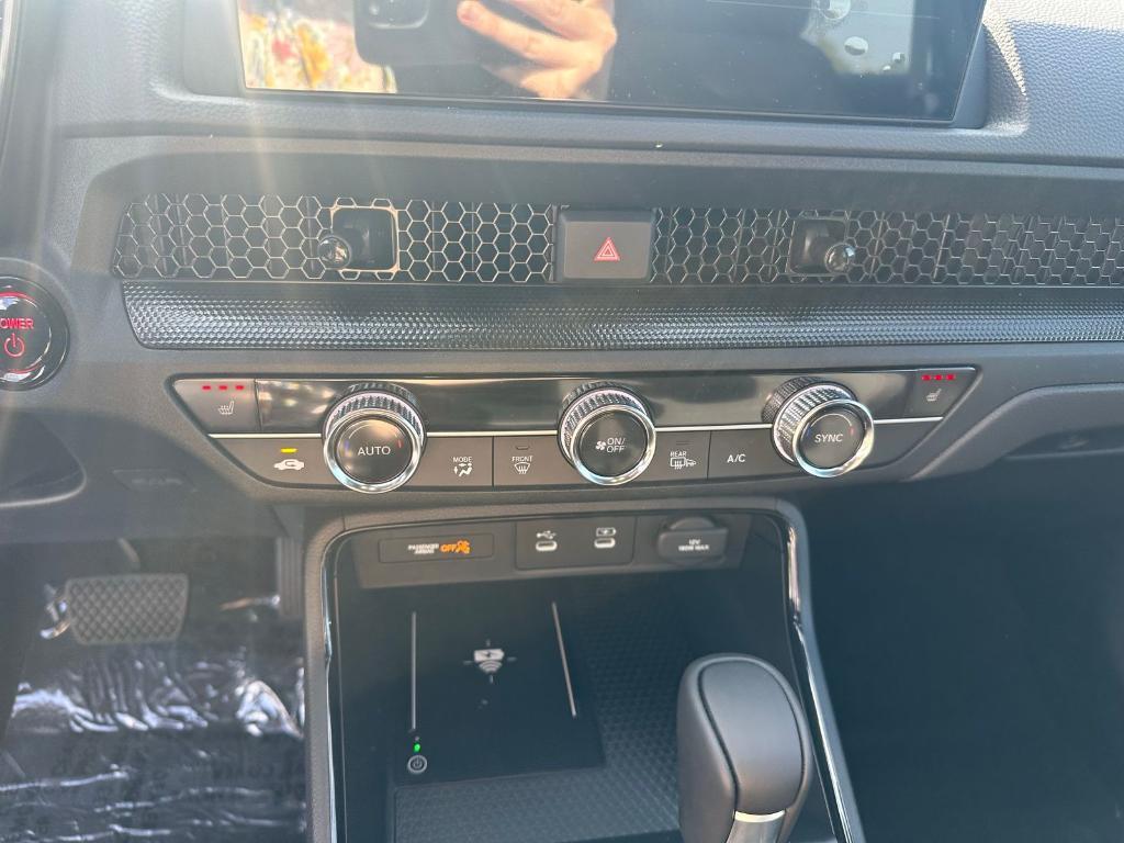 new 2026 Honda CR-V Hybrid car, priced at $38,580