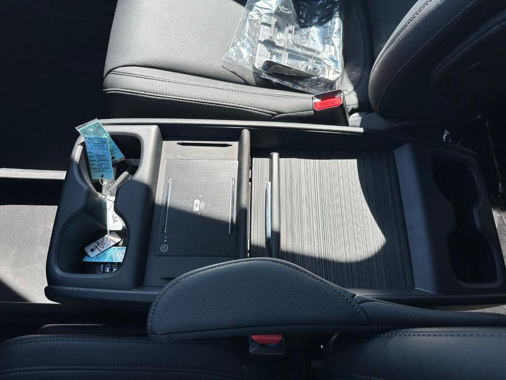 new 2026 Honda Odyssey car, priced at $44,290