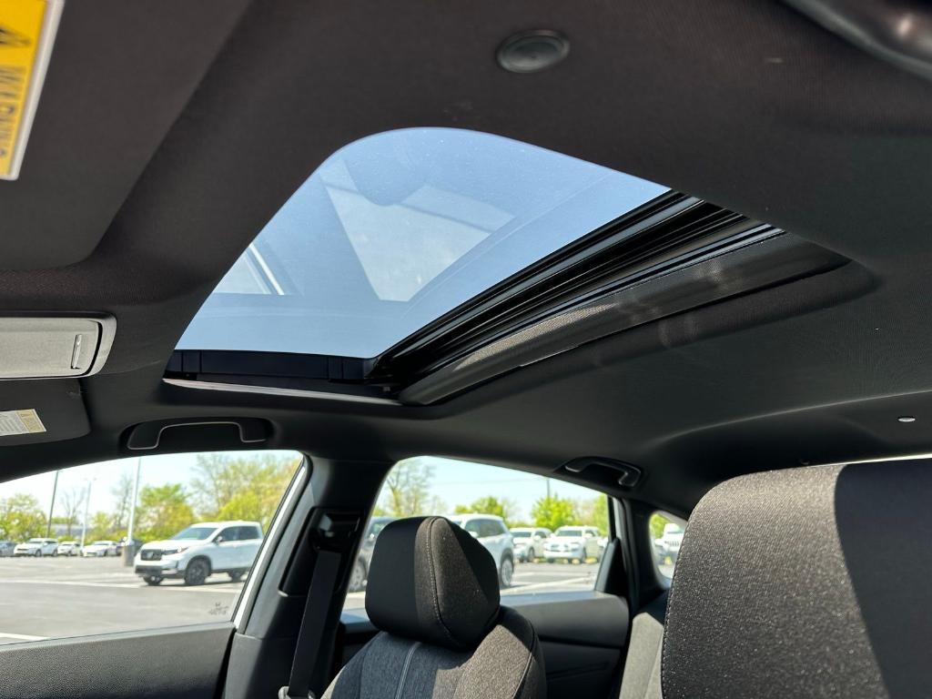 new 2025 Honda Accord Hybrid car, priced at $35,305