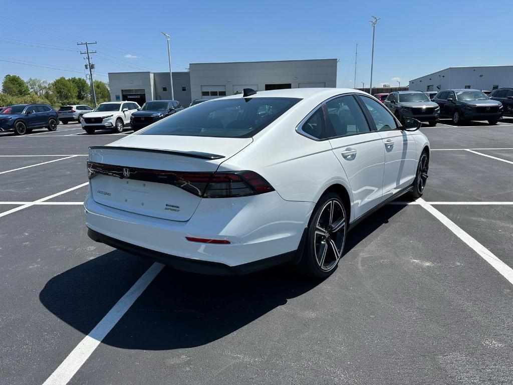 new 2025 Honda Accord Hybrid car, priced at $35,305