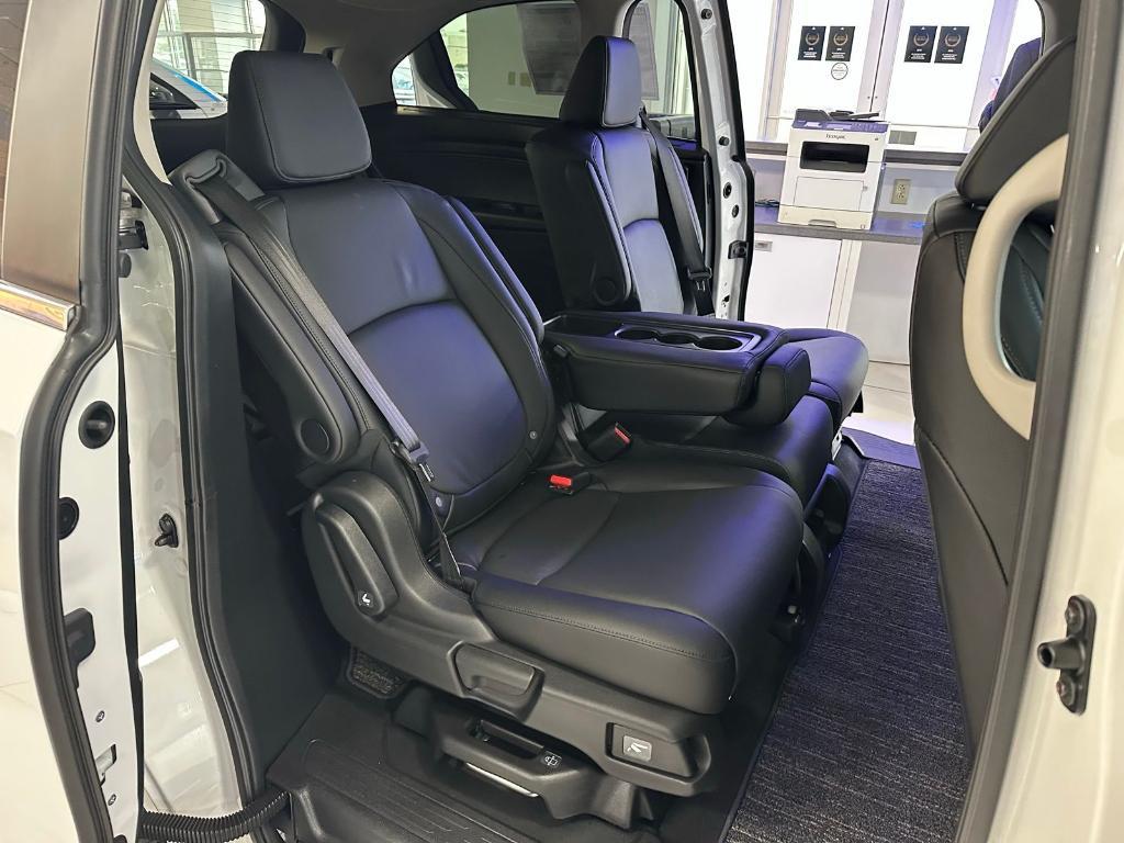 new 2026 Honda Odyssey car, priced at $44,745