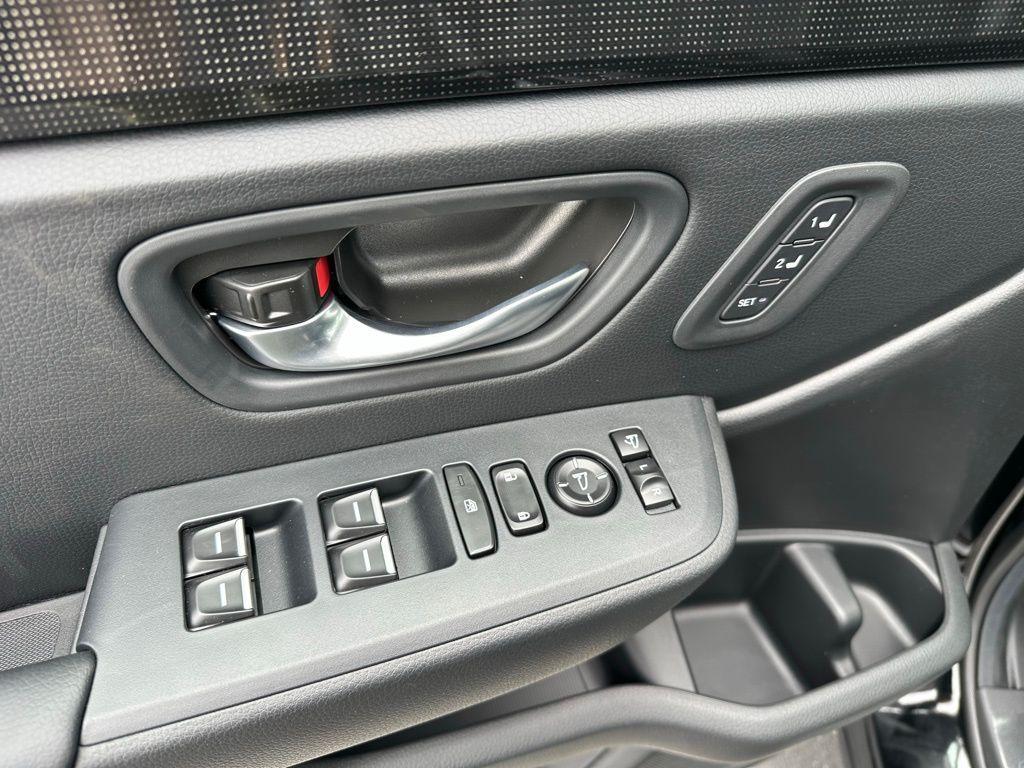 new 2025 Honda Pilot car, priced at $56,250