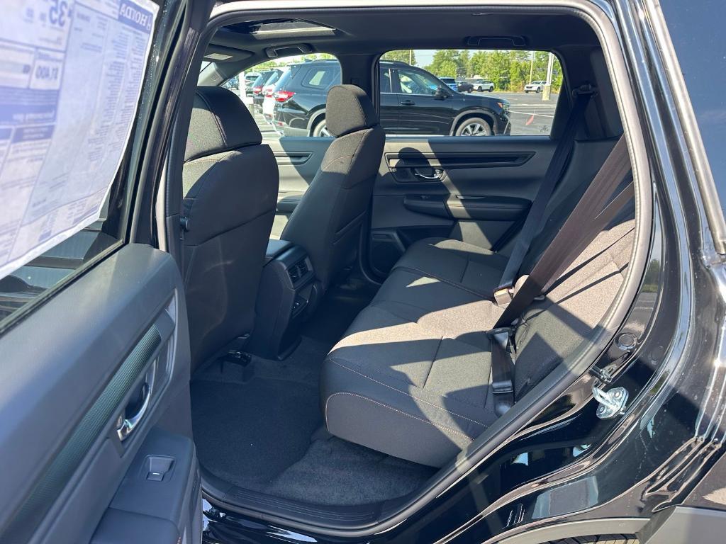 new 2026 Honda CR-V Hybrid car, priced at $40,195