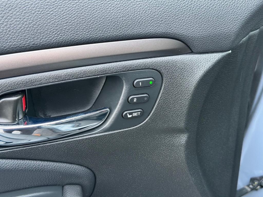 used 2022 Honda Pilot car, priced at $32,800