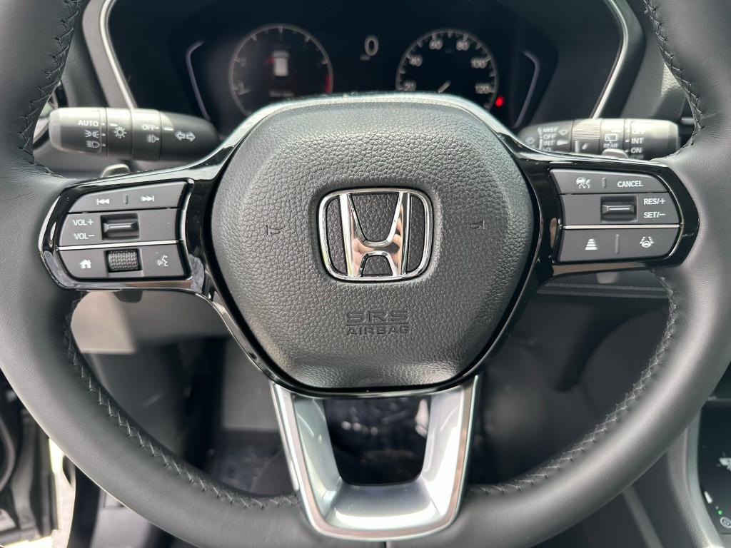 new 2025 Honda Pilot car, priced at $51,050