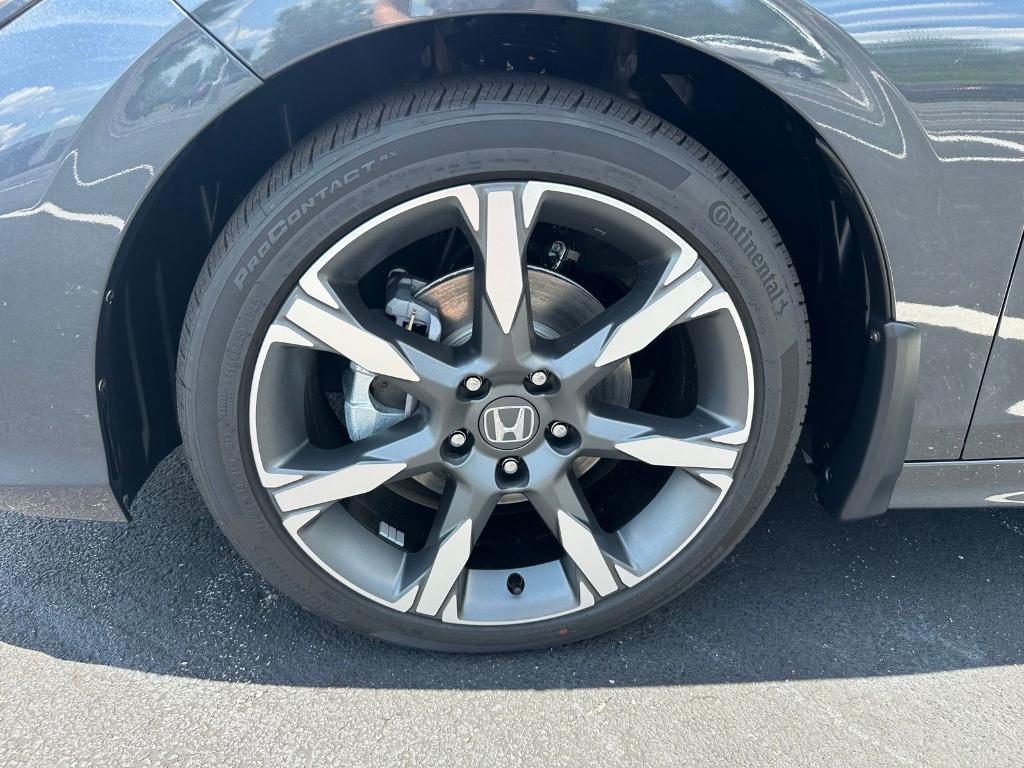 new 2026 Honda Civic Hybrid car, priced at $33,490