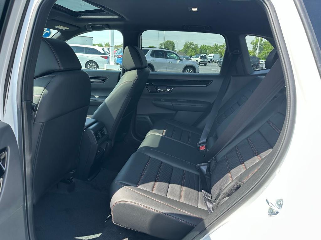 new 2026 Honda CR-V Hybrid car, priced at $44,155