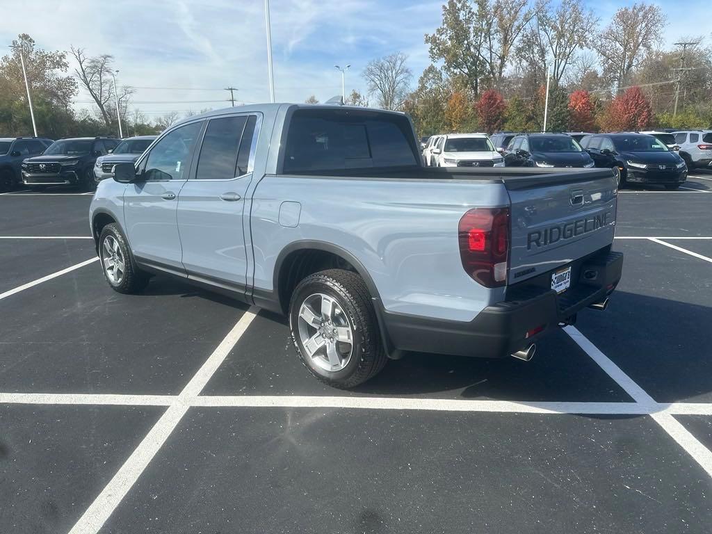 new 2025 Honda Ridgeline car, priced at $45,080