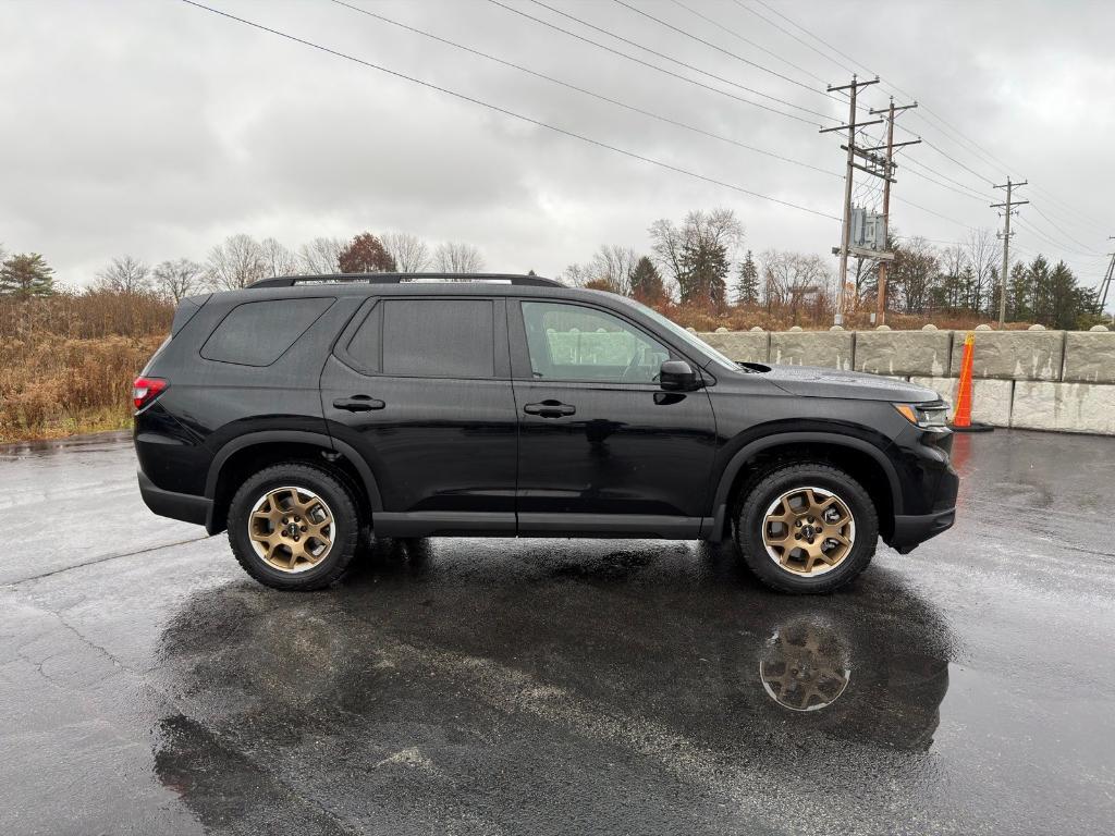 used 2024 Honda Pilot car, priced at $43,800