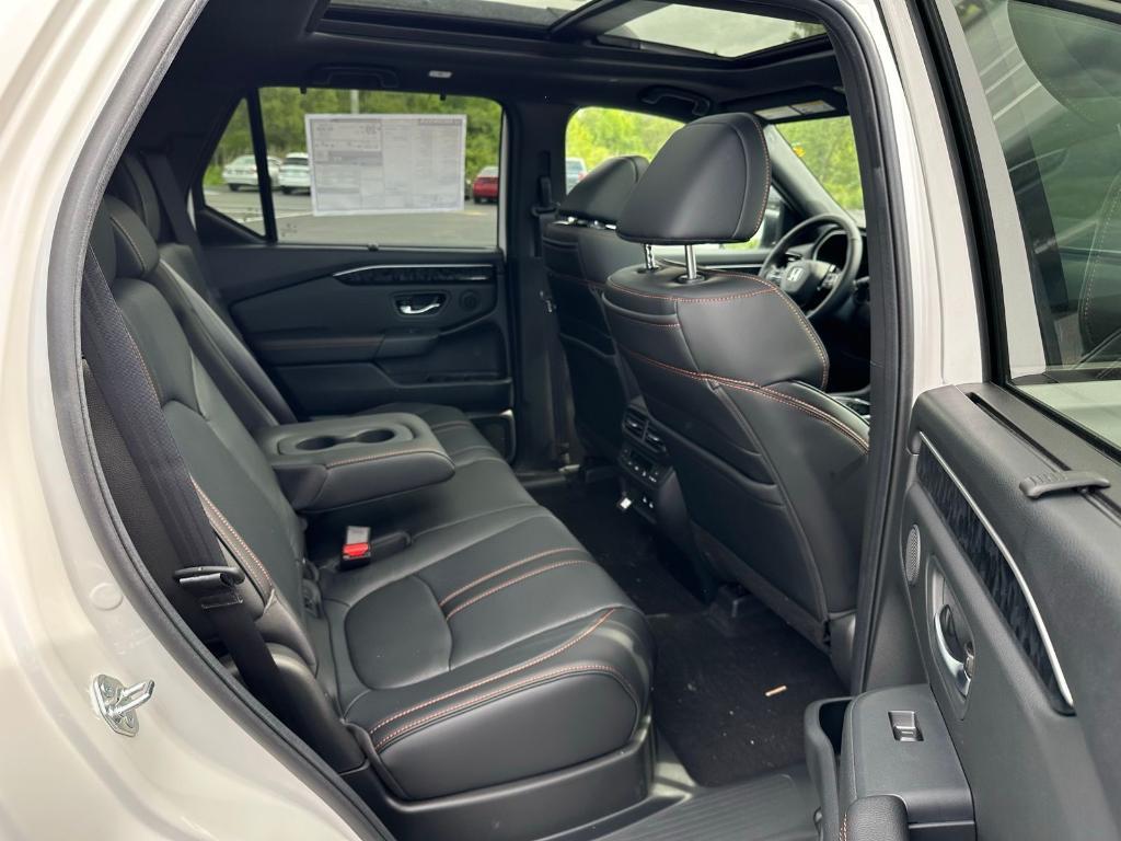 new 2026 Honda Passport car, priced at $55,165