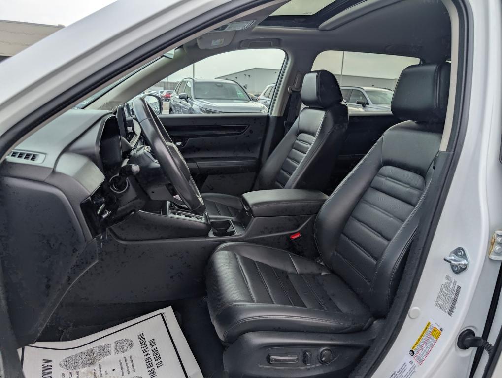 used 2024 Honda CR-V car, priced at $30,900