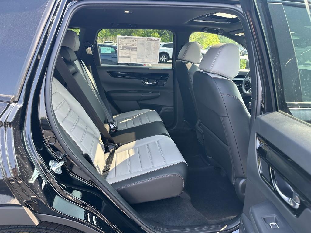 new 2026 Honda CR-V Hybrid car, priced at $43,700