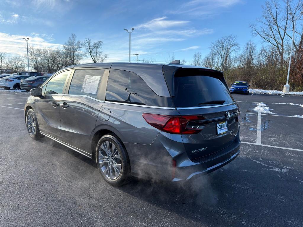 used 2025 Honda Odyssey car, priced at $43,400