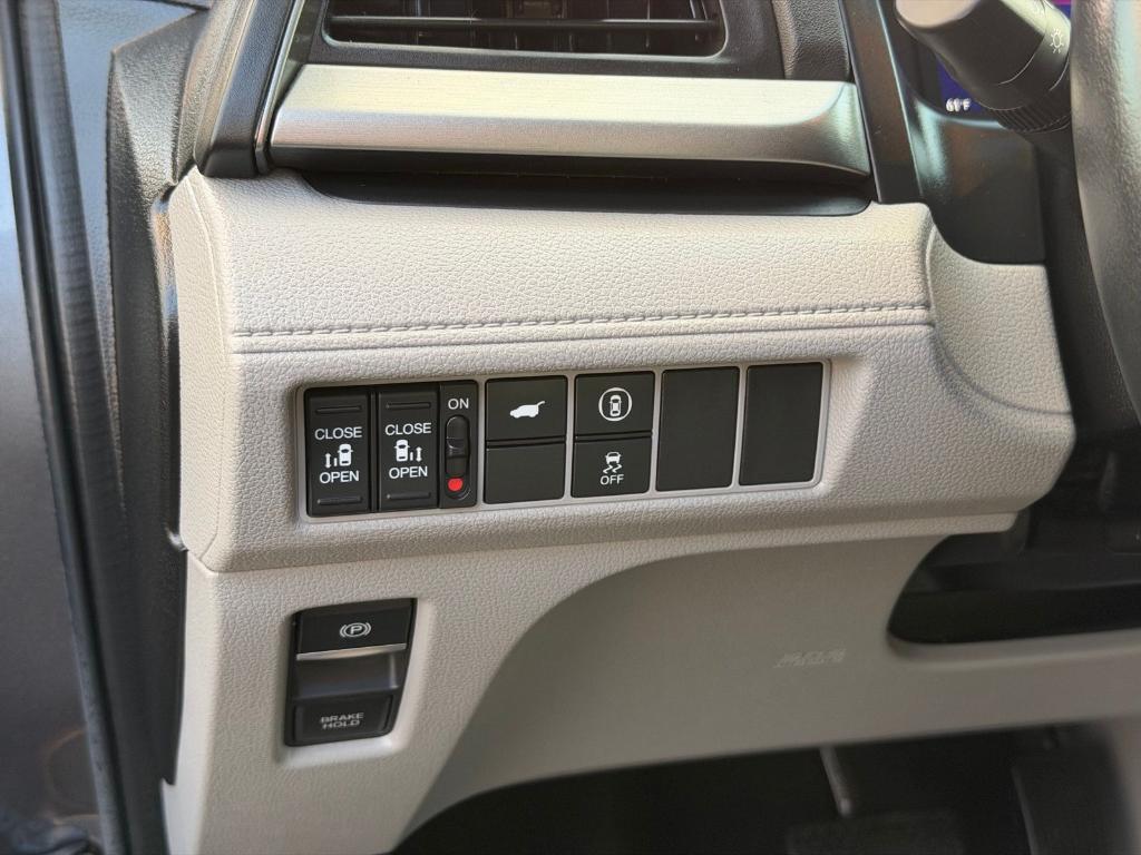 used 2023 Honda Odyssey car, priced at $37,500