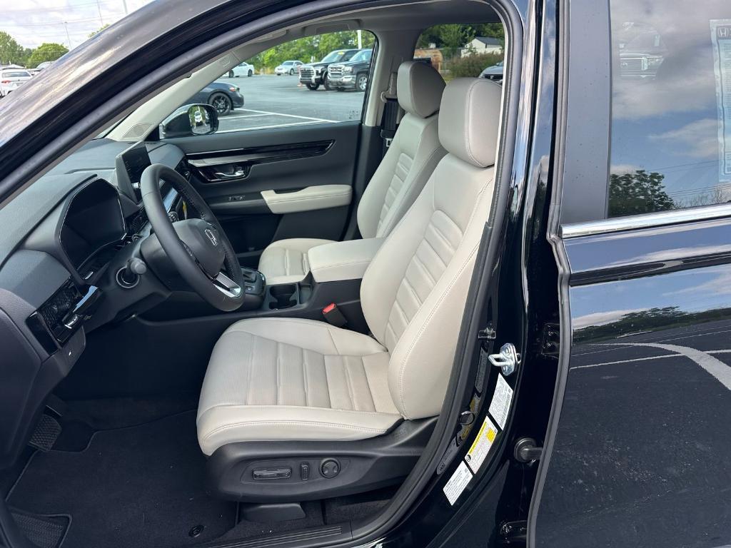 new 2026 Honda CR-V car, priced at $38,295