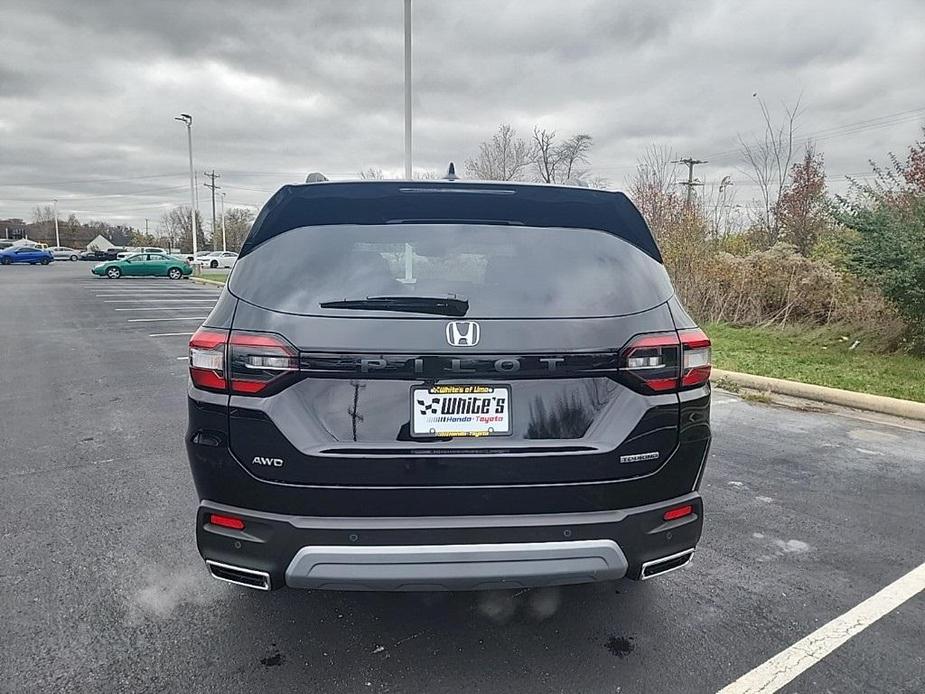 new 2025 Honda Pilot car, priced at $50,995