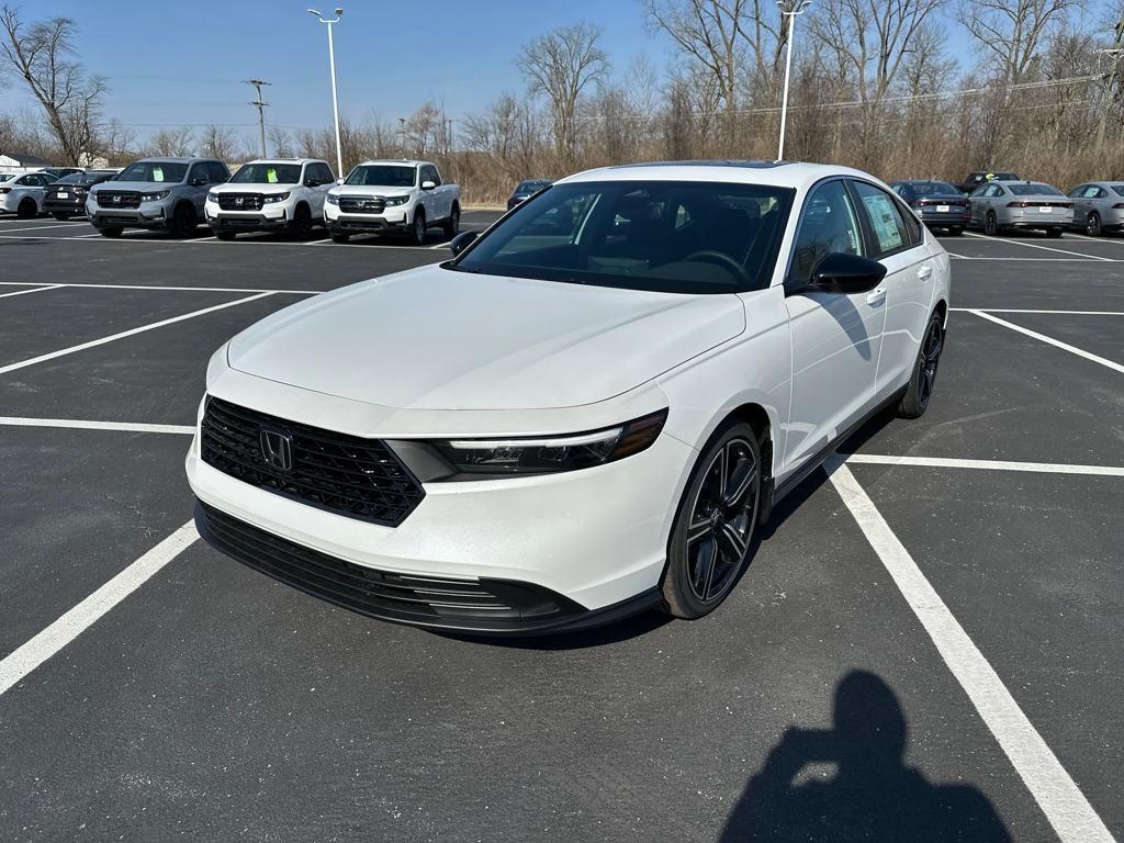 new 2025 Honda Accord Hybrid car, priced at $35,260