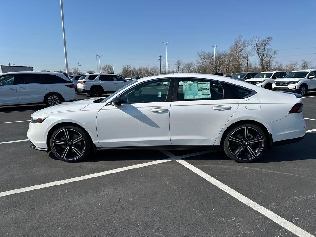 new 2025 Honda Accord Hybrid car, priced at $35,260