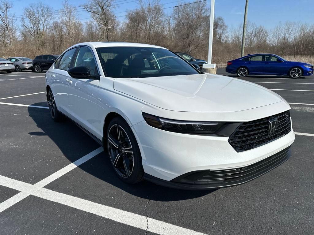 new 2025 Honda Accord Hybrid car, priced at $35,260
