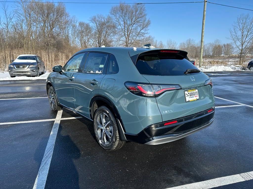 new 2025 Honda HR-V car, priced at $32,805