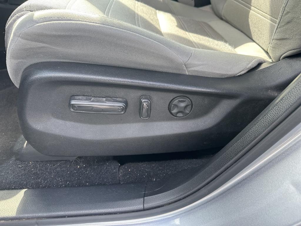 used 2022 Honda CR-V car, priced at $27,100