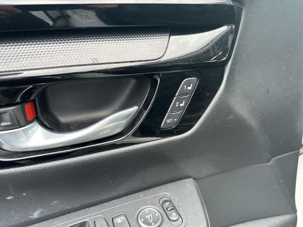 used 2023 Honda CR-V car, priced at $28,800