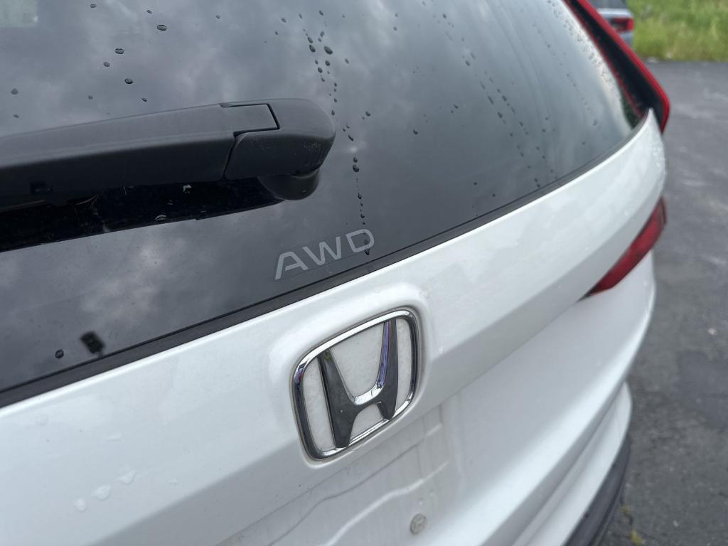 used 2023 Honda CR-V car, priced at $28,800