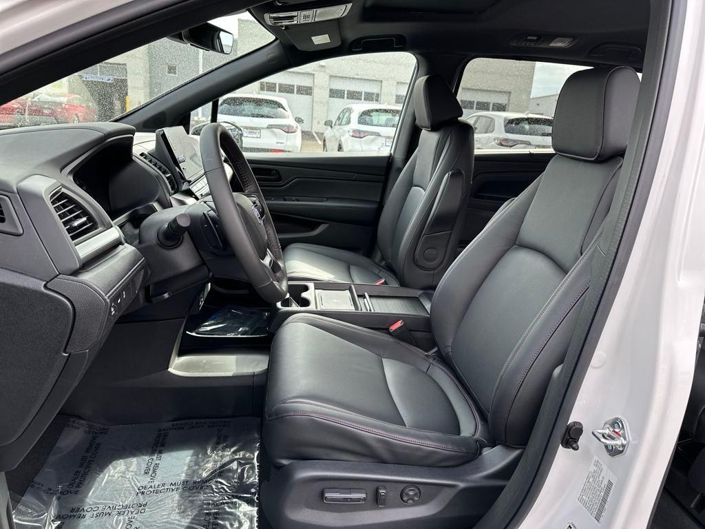 new 2025 Honda Odyssey car, priced at $45,275
