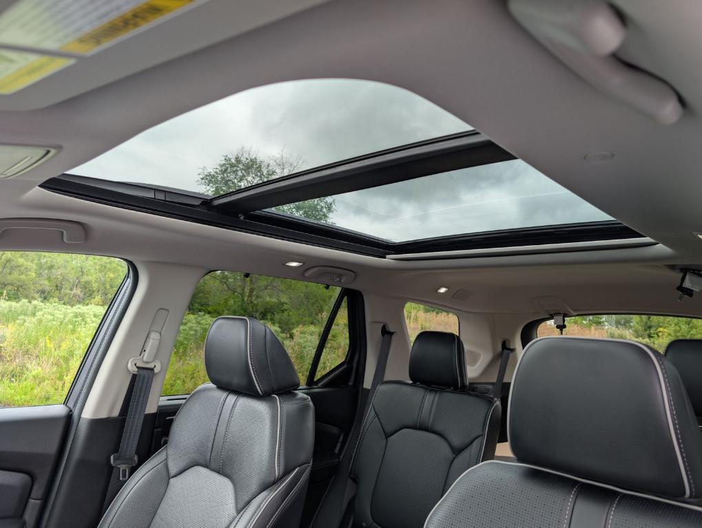 used 2025 Honda Pilot car, priced at $48,900